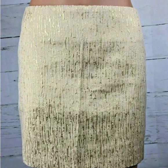 BCX Mini Cream Gold Brocade Skirt - Picture 1 of 6